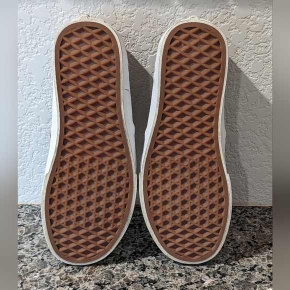 Multi colored heart design Vans - Picture 2 of 4